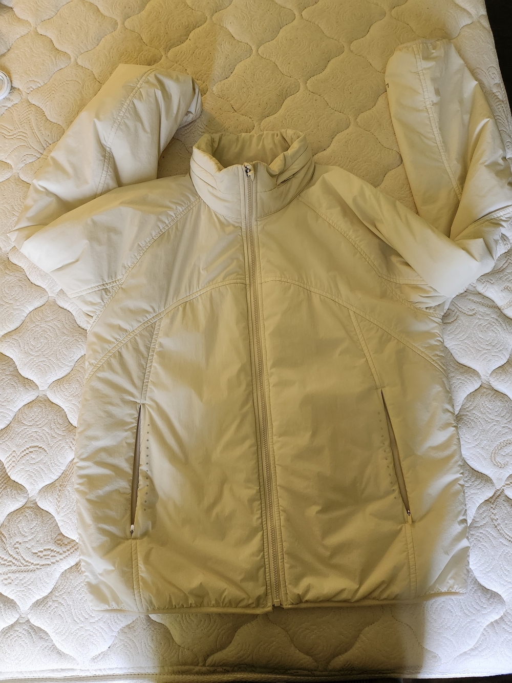 lululemon athletica Cream Puffer Jacket